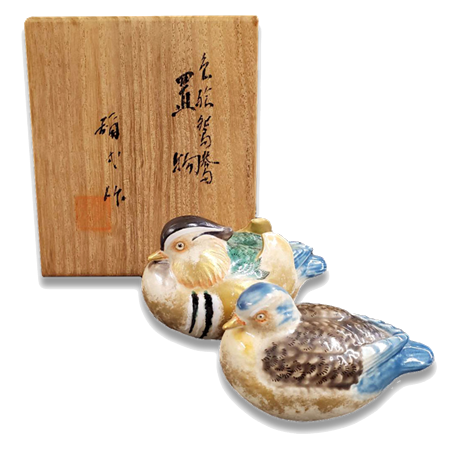 色絵鴛鴦置物